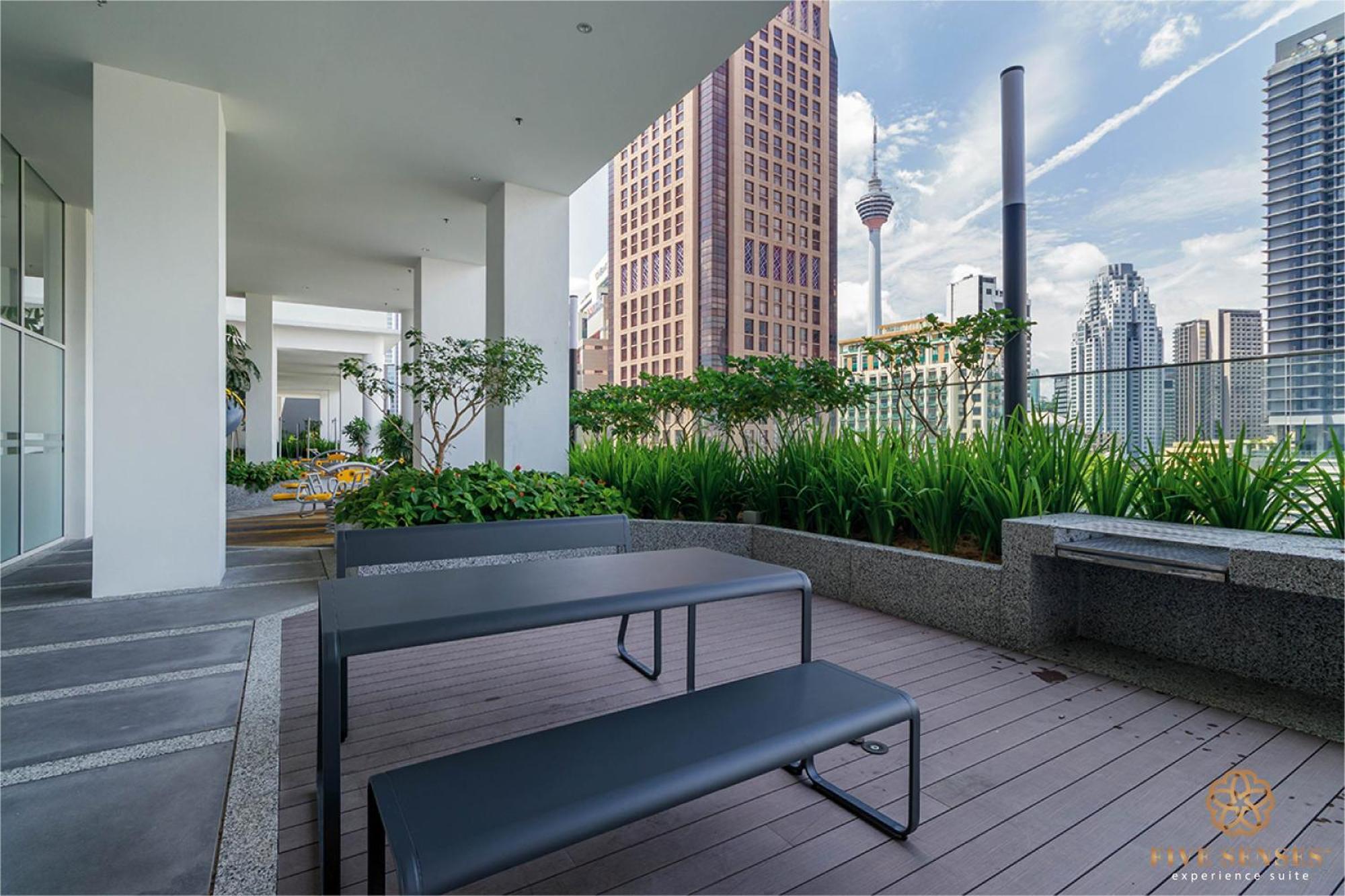Quill City Residences Klcc, Five Senses Куала-Лумпур Экстерьер фото